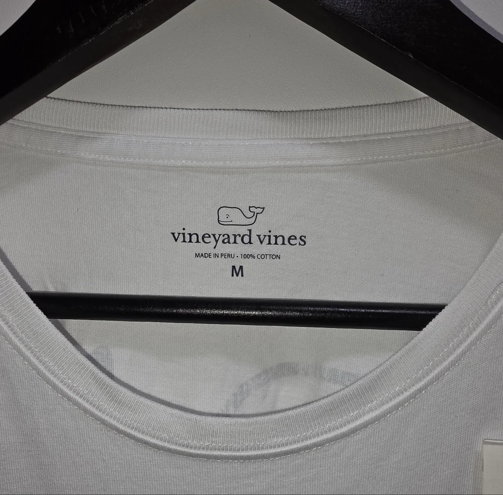 Vineyard Vines Classic White Long Sleeve Tee Size Medium NWT - Picture 5 of 6